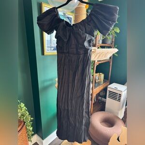 Abercrombie & Fitch Taffeta Off-the-Shoulder Midi Dress, size medium